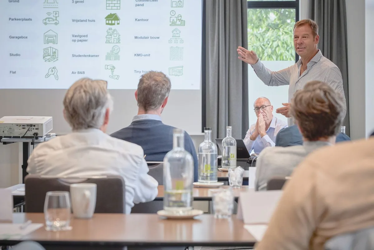 Workshopsessie met presentatie voor deelnemers